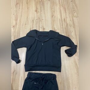 Woman set pant and top black size Small - New!